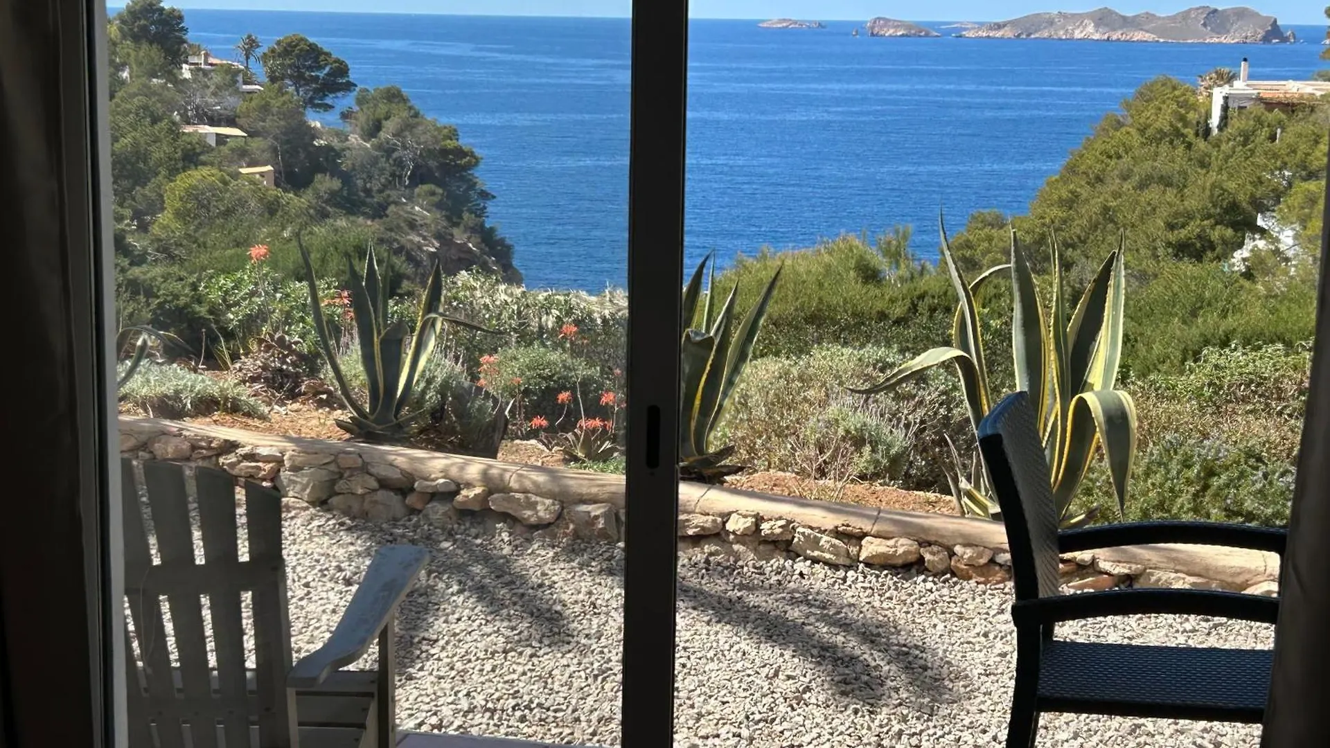 Hostal Cala Moli Cala Tarida  Spanien