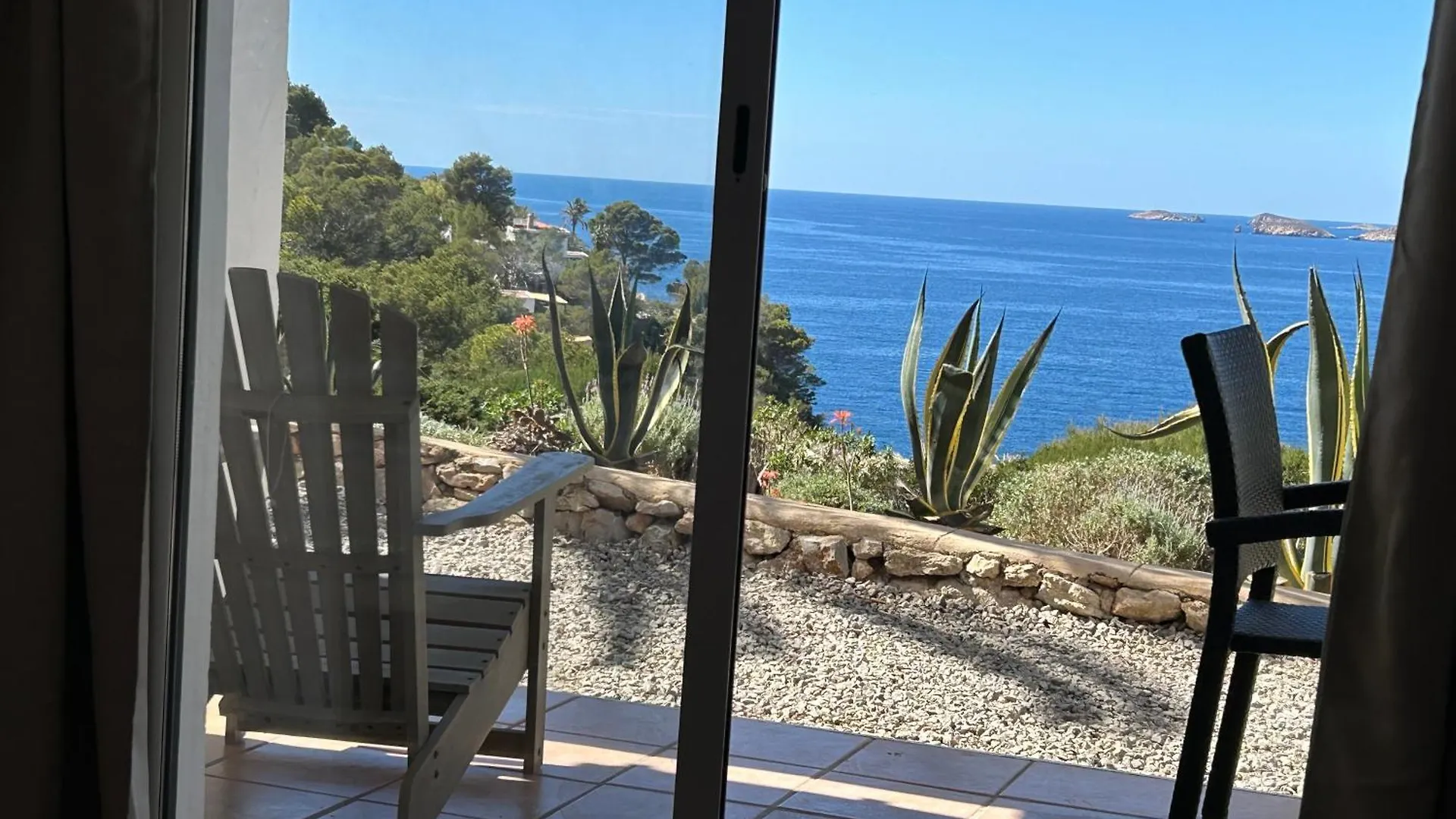 Hostal Cala Moli Cala Tarida  Cala Tarida (Ibiza)