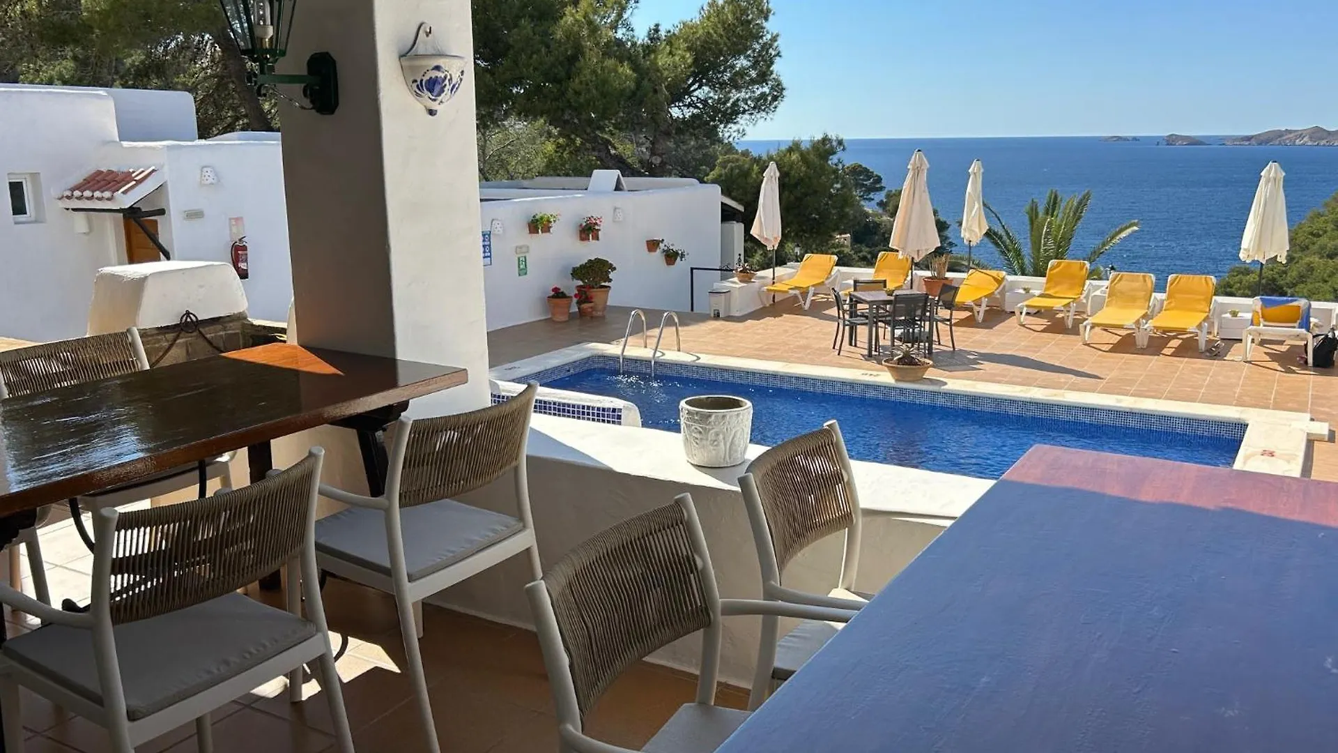 Hostal Cala Moli Cala Tarida  3*, Cala Tarida (Ibiza) Spanien