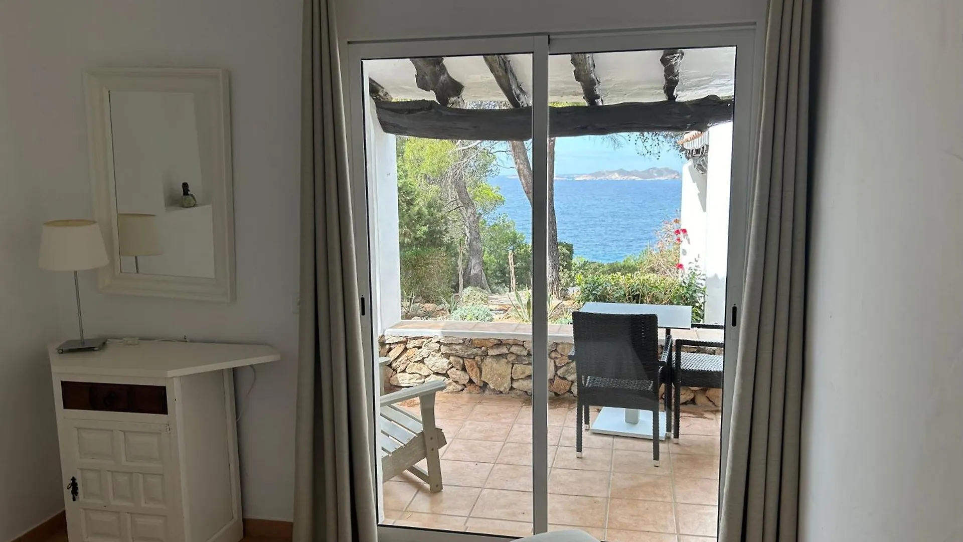 Hostal Cala Moli Cala Tarida  Spain
