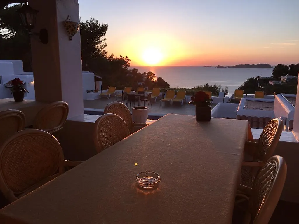 Hostal Cala Moli Cala Tarida