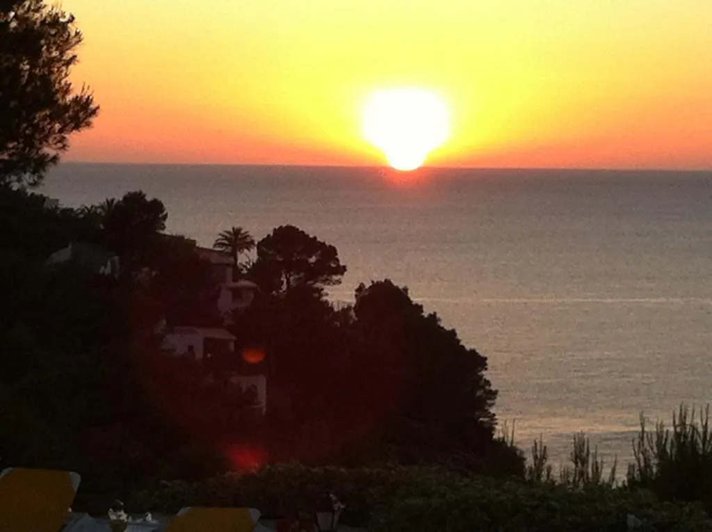 Guest house Hostal Cala Moli Cala Tarida