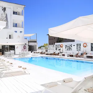 Hotel Zhero, Ca's Catala