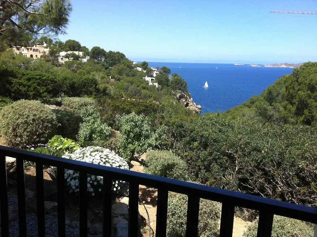 Guest house Hostal Cala Moli Cala Tarida