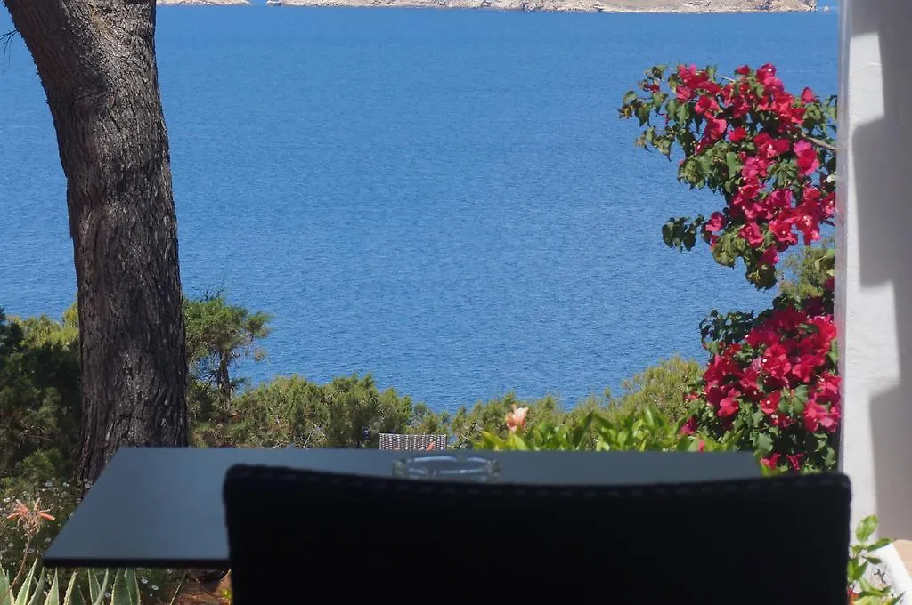 Hostal Cala Moli Cala Tarida